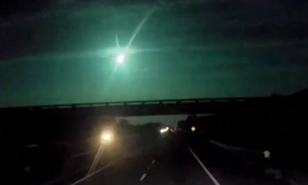 Tűzgömb világította meg az eget az Egyesült Államok fölött (Videó)