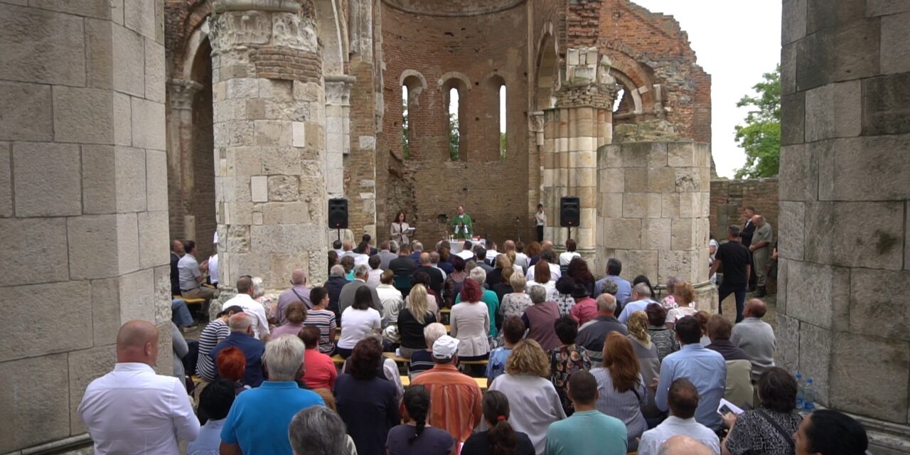 Az aracsi pusztatemplomban ünnep volt vasárnap