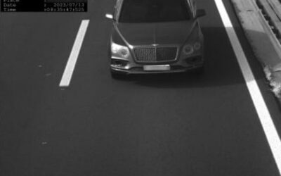 Több mint kétszázzal száguldott egy Bentley Szabadkánál