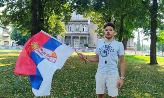 Átadta követeléseit az éhségsztrájkoló egyetemista