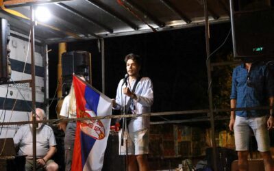 Hazaengedték a kórházból az egyetemistát, aki az elnök irodája előtt éhségsztrájkolt