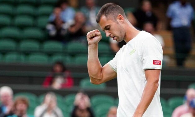 Györe háromszoros Grand Slam-győztes ellen nyert