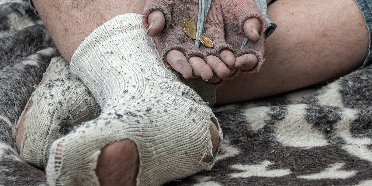 Húszezer eurót találtak a Montenegróban kéregető idős koszovói koldusnál