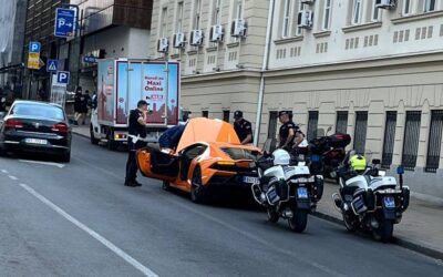 A rendőrök ismét megállították Vučić komájának Lamborghinijét