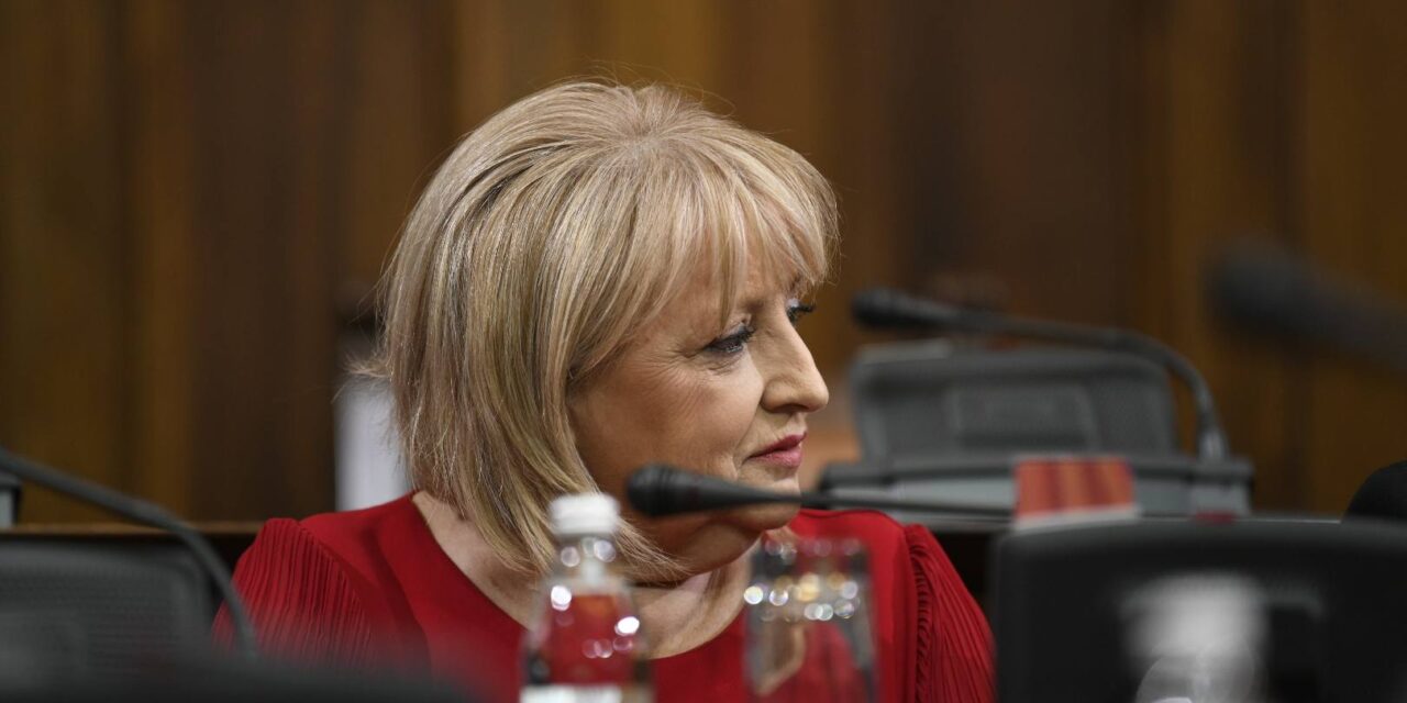 Đukić Dejanović: A tanárok elleni támadásokat sokkal szigorúbban fogjuk büntetni