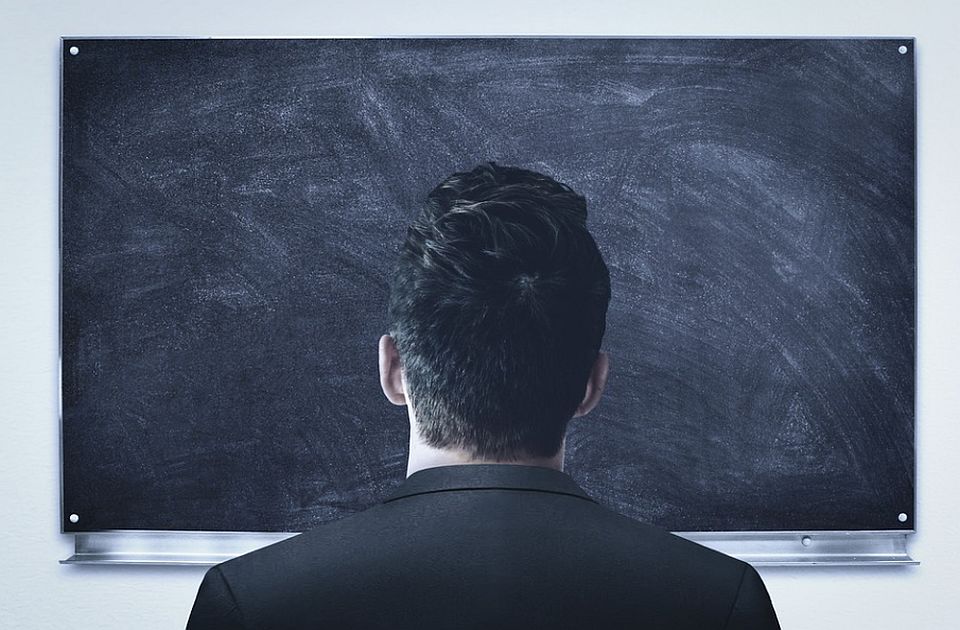 Ismét sztrájkkal kezdődik majd a tanév?