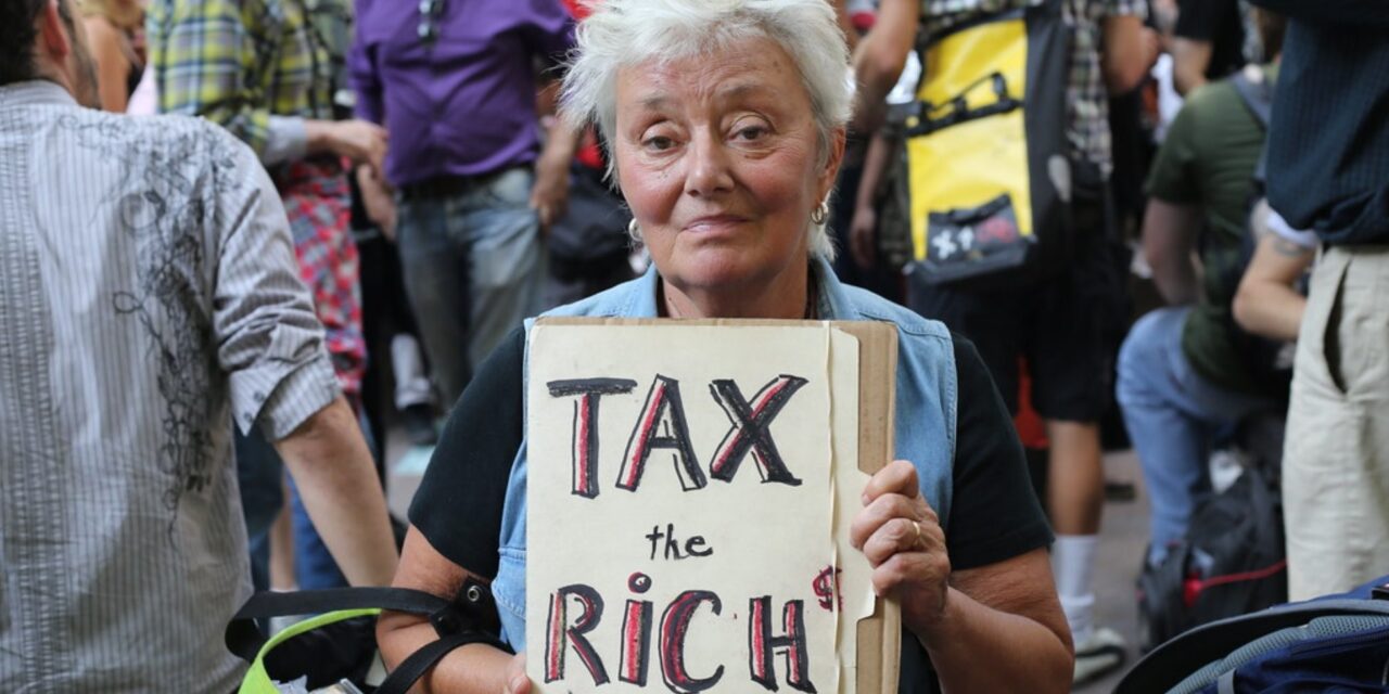 Fizessenek többet a leggazdagabbak!