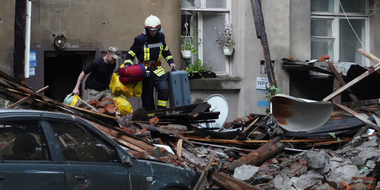 Tizenhat civil, köztük hét gyerek sérült meg egy orosz tüzérségi támadásban Harkiv régióban