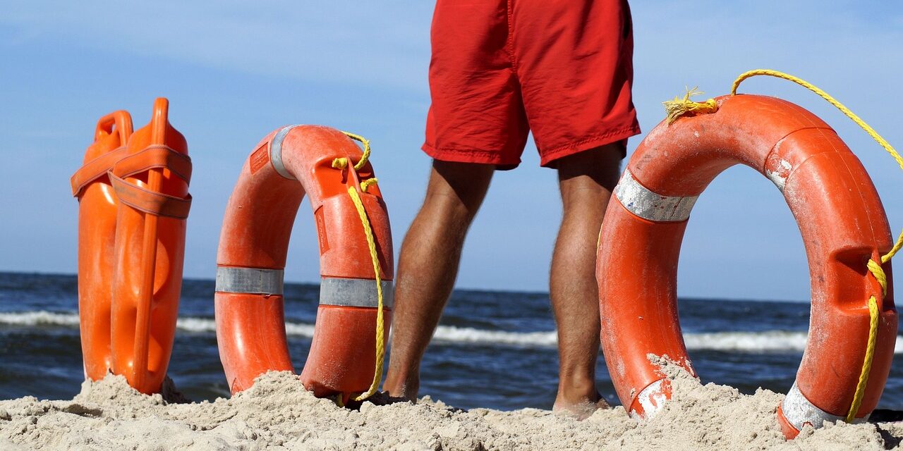 Belügyminisztérium: Csak rendezett strandon fürdőzzenek, ahol vannak vízimentők!