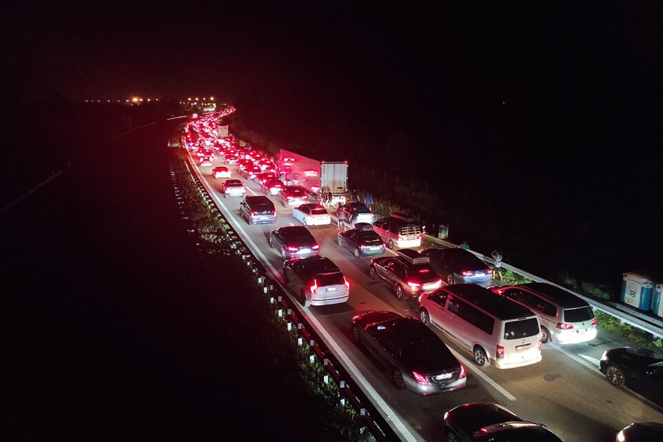 Nagyszabású rendőrségi akció Horgoson, lezárták a határátkelőt