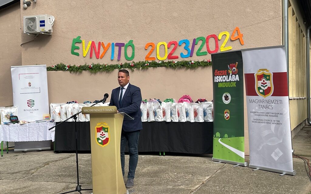 Fremond Hajdújáráson: Komoly figyelmet fordítunk arra, hogy a gyerekek biztonságban legyenek az iskolákban