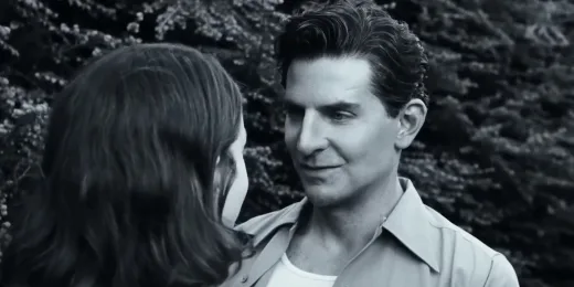 Bernstein családja megvédte Bradley Cooper műorrát