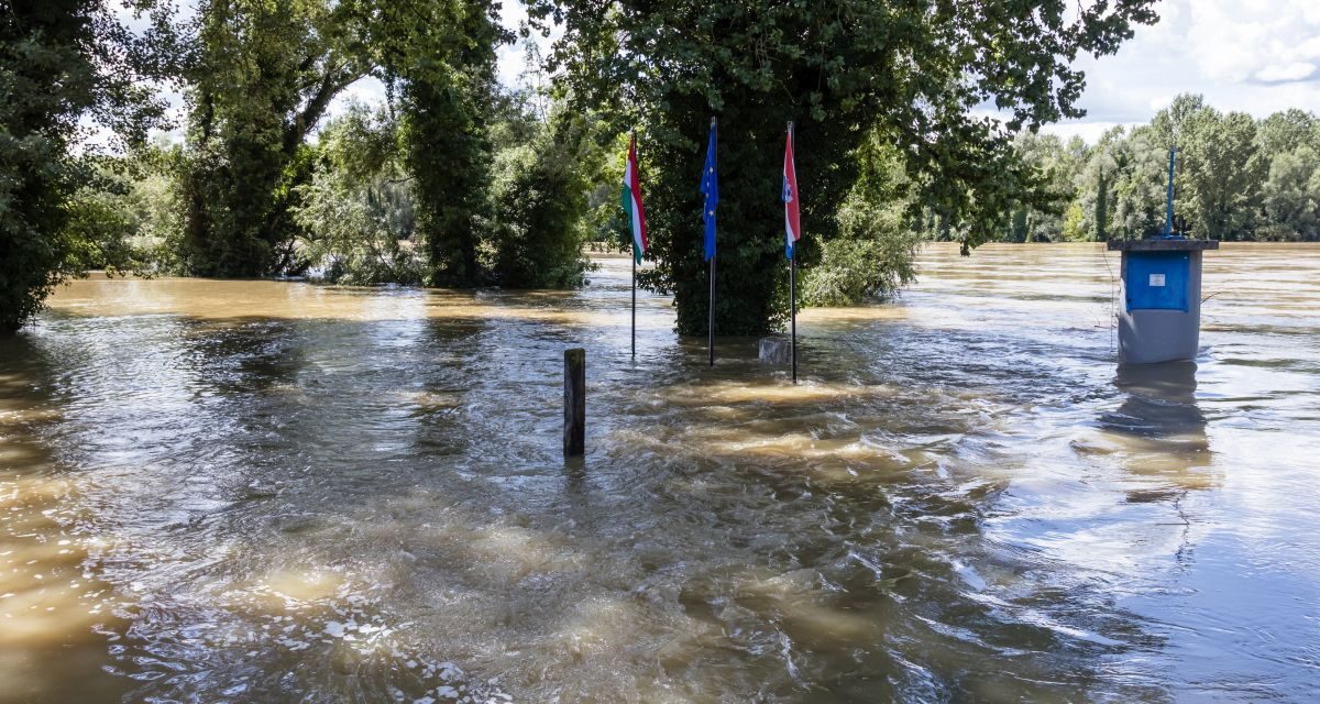 Rekordot döntött a Dráva vízállása