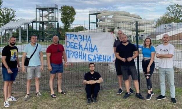 Aquapark helyett lavórban is fel lehet frissülni?