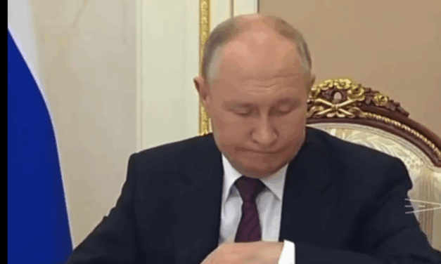 AFP: Putyin Moszkvában találkozna Zelenszkijjel