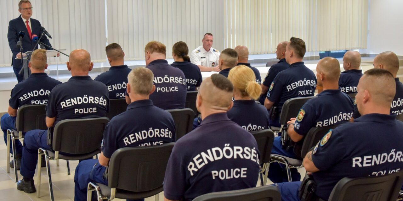 Újabb magyar rendőri kontingens utazott Szerbiába