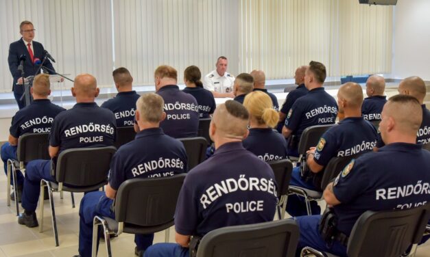 Újabb magyar rendőri kontingens utazott Szerbiába