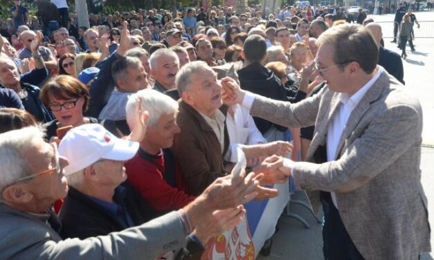 A nyugdíjasok (ismét) fogadást kérnek az államfőtől