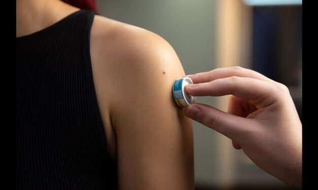 Készül a tű nélküli vakcina