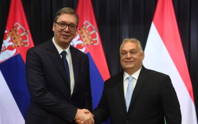 Orbán Belgrádban tárgyal