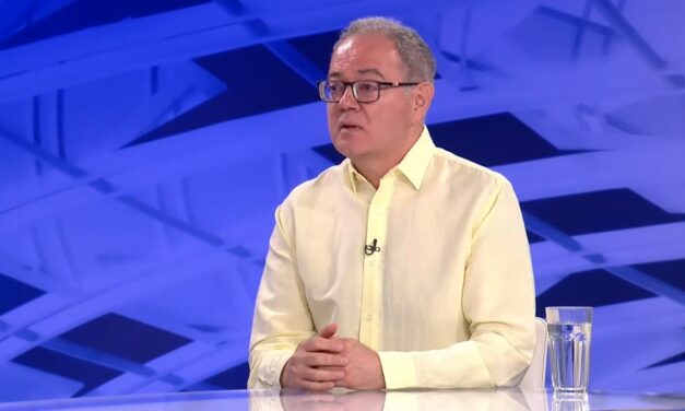 Lutovac: Ha Vučić nem a saját ígéretét szegi meg, az emberek nem vonulnak utcára