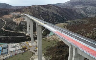 Kínai cég kínai munkásokkal kínai hitelből épített 41 kilométeres autópályát Montenegróban