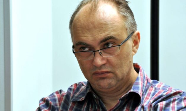 Goran Karadžić váltja Klemm Józsefet az igazgató székben