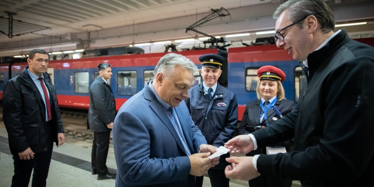 A magyar Alkotmánybíróság szerint nem kell kiadni a Budapest-Belgrád vasútvonal szerződéseit