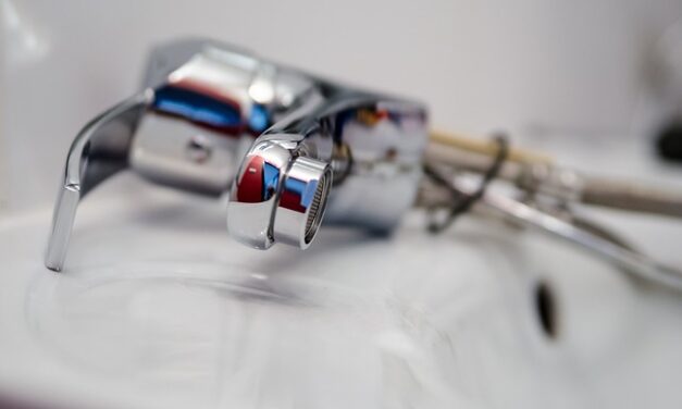 Csalók leselkednek a házfelújítókra