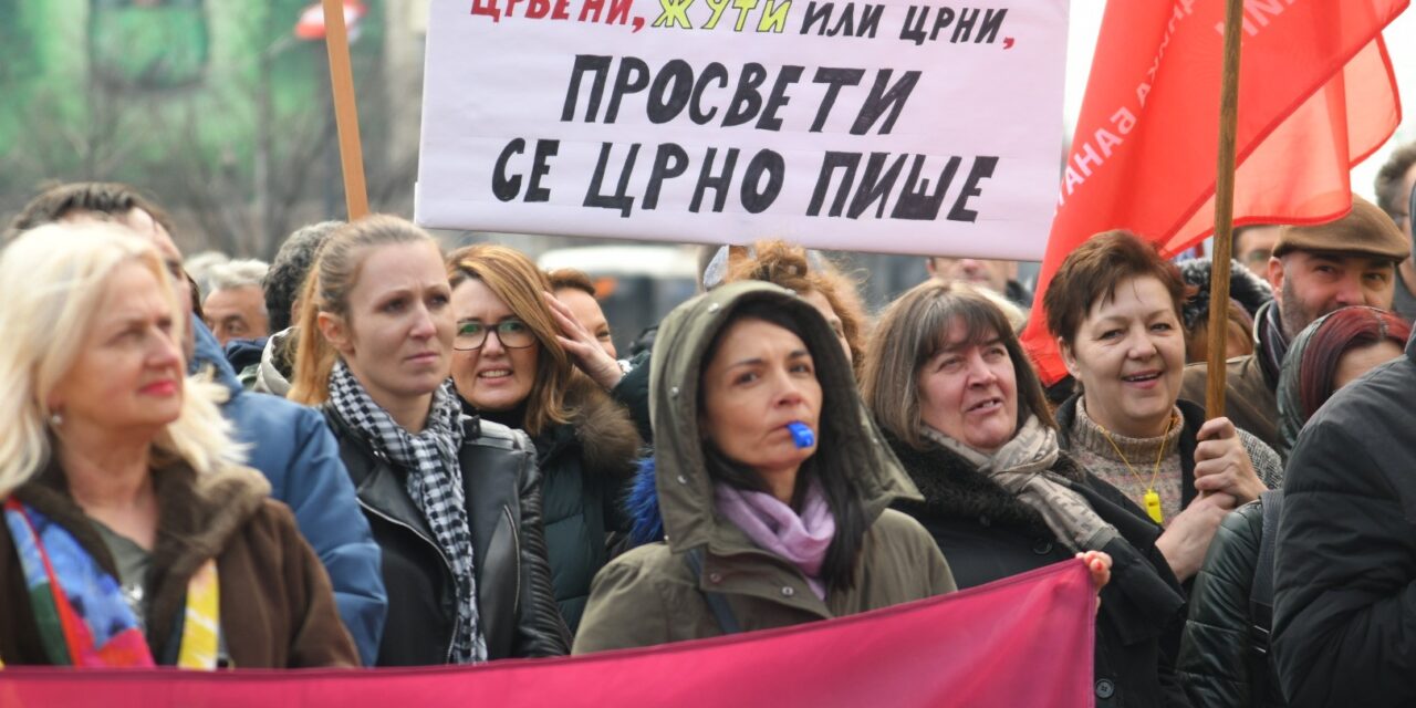 Október 26-án utcára vonulnak a tanügyi dolgozók