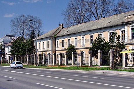 Elkelt a szabadkai kaszárnya