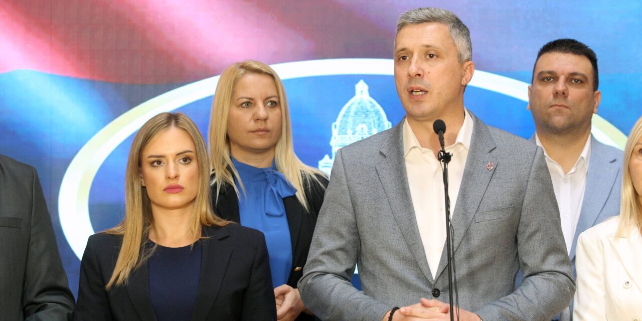 A szerbiai szélsőjobboldali ellenzék még önmagával sem volt képes megállapodásra jutni