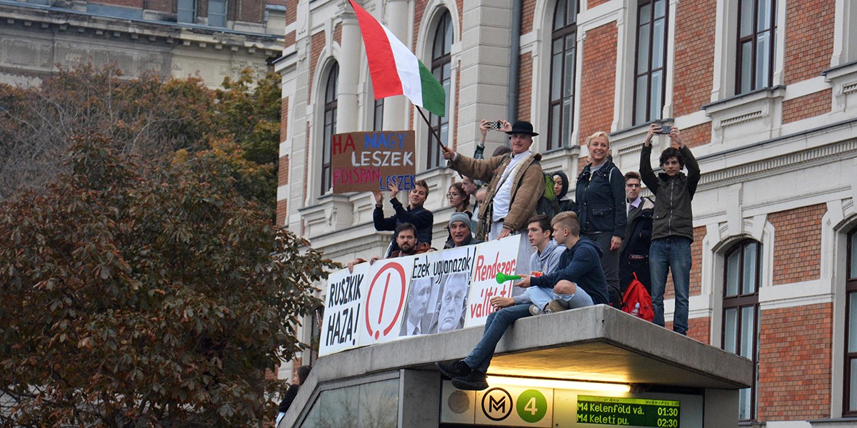 <span class="entry-title-primary">Orbán nélkül, ellenzéki tüntetéssel ünnepel Budapest</span> <span class="entry-subtitle">A hivatalos programok a minimumra korlátozódnak</span>