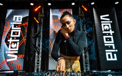 Több ezer jelentkező közül került be a tíz legjobb közé a csantavéri DJ Kovács Káka Viktória, vagyis VICTORIA a madridi versenyen is a győzelmet tűzte ki célul