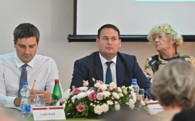 Magyar Nemzeti Tanács: Technikai hiba miatt nem kapott meghívót a Családi Kör és a Szabad Magyar Szó