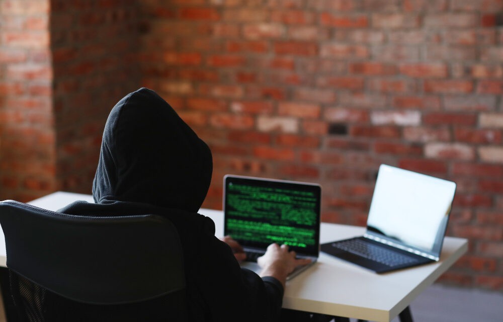 Vigyázat – újabb csalók a közösségi oldalakon!