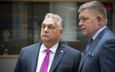 Fico visszatoloncolná Magyarországra a szlovák-magyar határon elfogott menekülteket