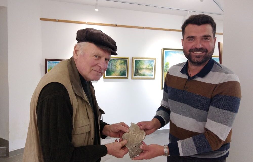 <span class="entry-title-primary">Perlek kincsei</span> <span class="entry-subtitle">Az Óbecsei Városi Múzeum szeptemberi ásatásai során őskori leleteket találtak Óbecse és Péterréve között </span>