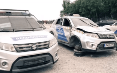 Videóban mutatta meg a magyar kormány hogyan verik szét a rendőrautókat a déli határnál