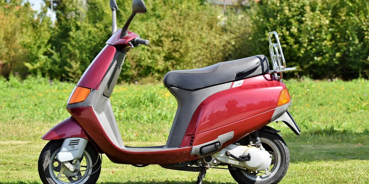 Robogókat lopott, házakba és szórakozóhelyekre tört be egy szabadkai fiatal