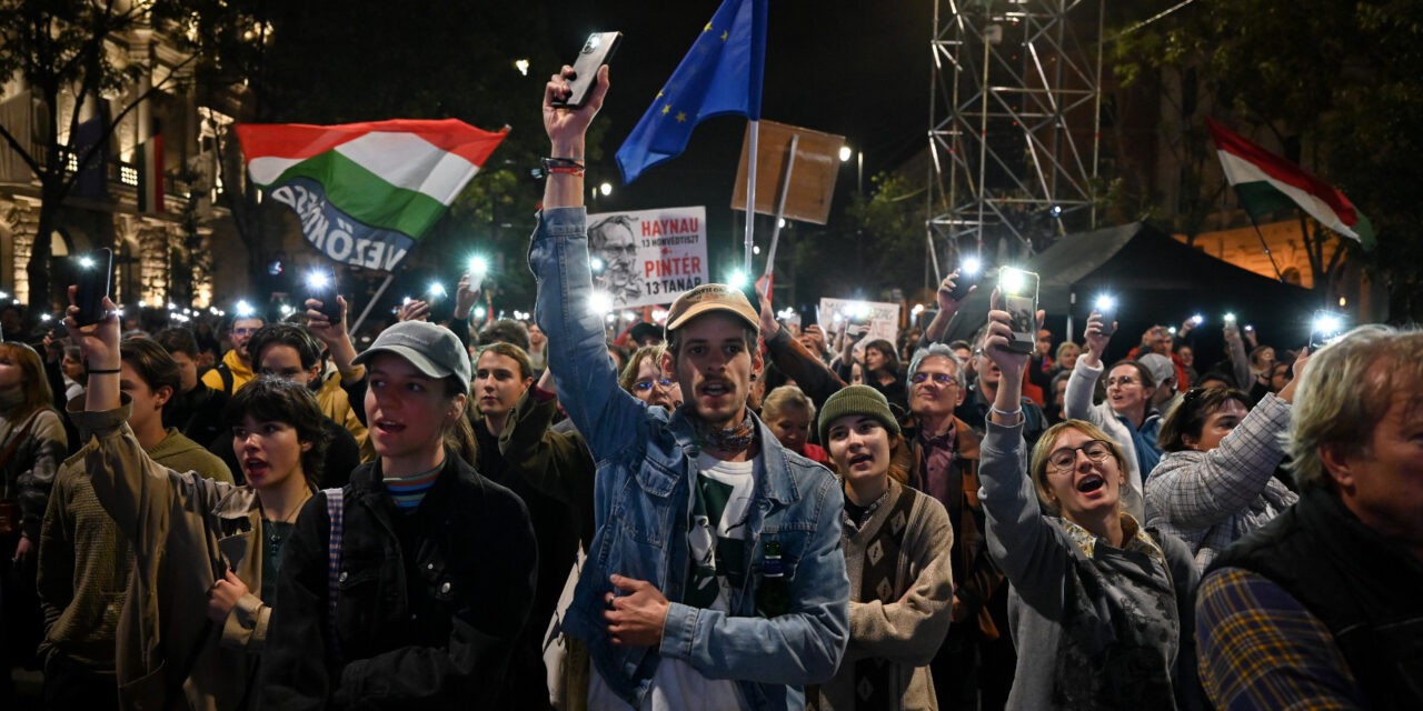 „Ismét elűztük a diktátort Budapestről”
