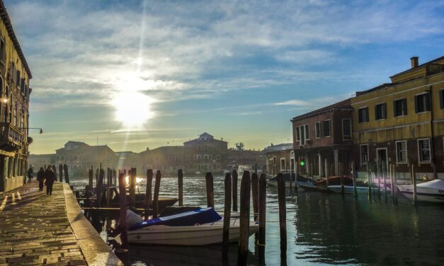 Velence városába több mint százezren léptek be a legelső fizetős napon
