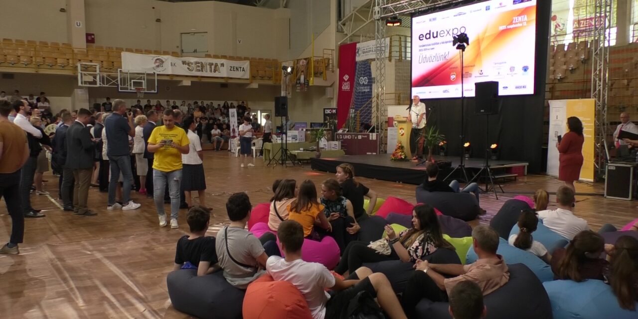 A hiány kirakata és a megtévesztés vására