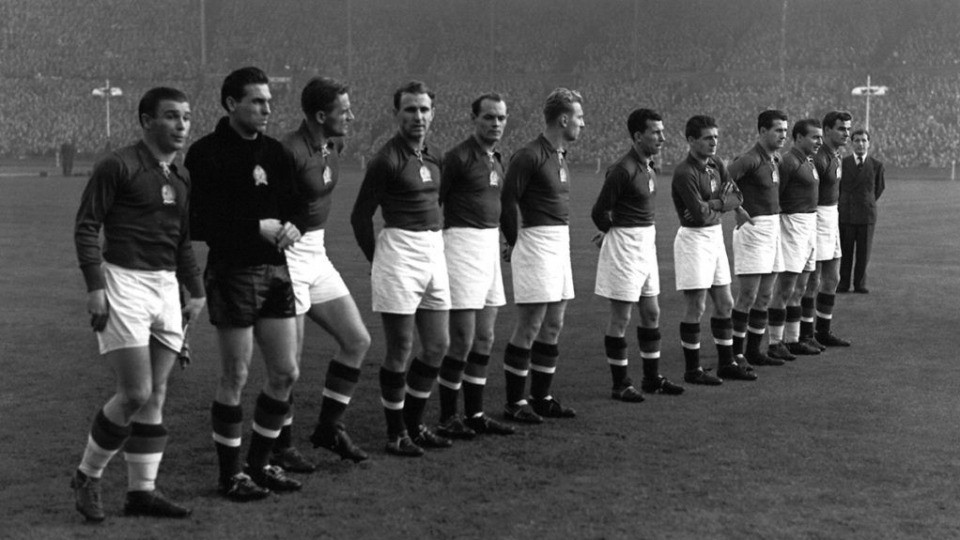 <span class="entry-title-primary">Hét évtizede verték meg a magyarok az angolokat Londonban</span> <span class="entry-subtitle">Hetvenéves az évszázad mérkőzése</span>