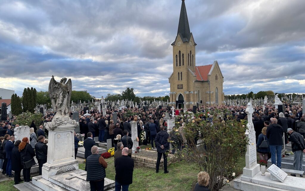 Elkísérték utolsó útjára Pásztor Istvánt