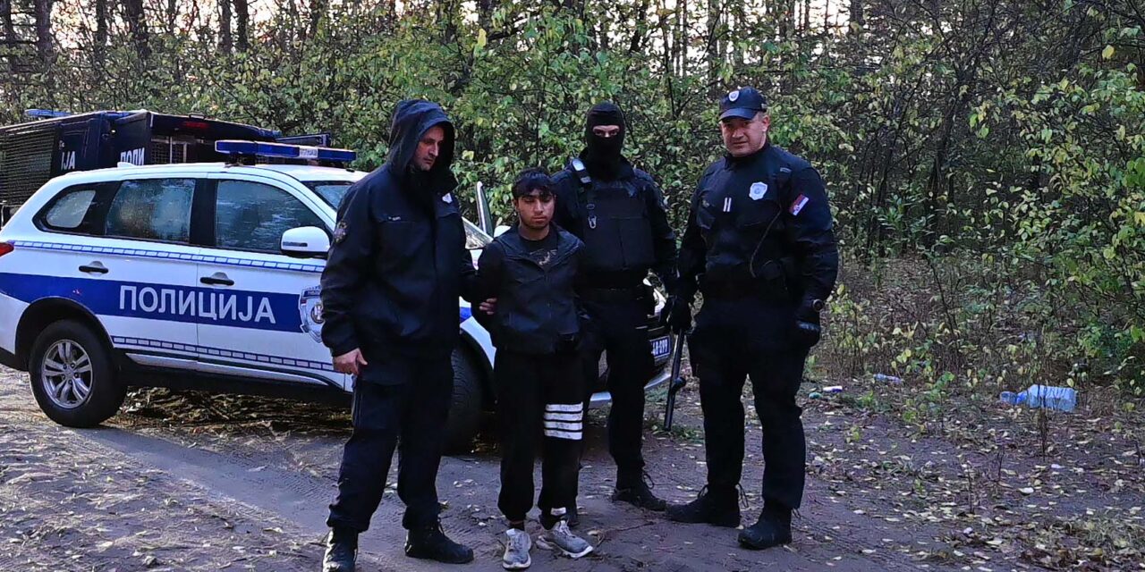 Csaknem három és félezer illegális migránst fogtak el a rendőrök