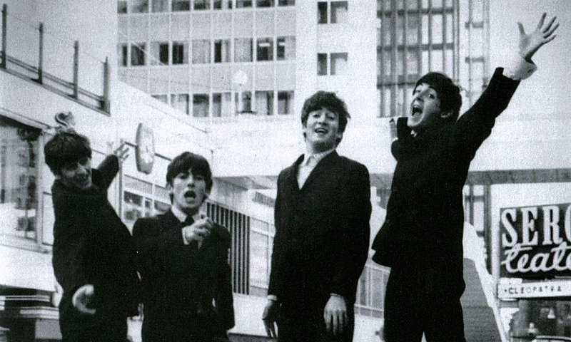 Itt az új Beatles-dal és a hozzá készült kisfilm