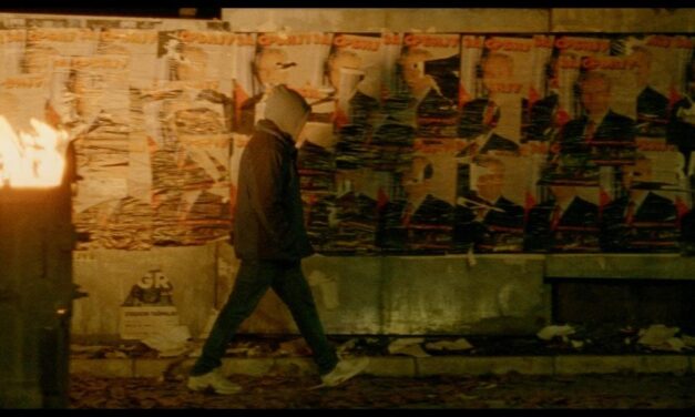 <span class="entry-title-primary">Szülők, gyerekek, politikai szakadékok</span> <span class="entry-subtitle">A Lost Country című szerb film az 1996-os tüntetések idejébe visz bennünket vissza, de játszódhatna 2023-ban is</span>