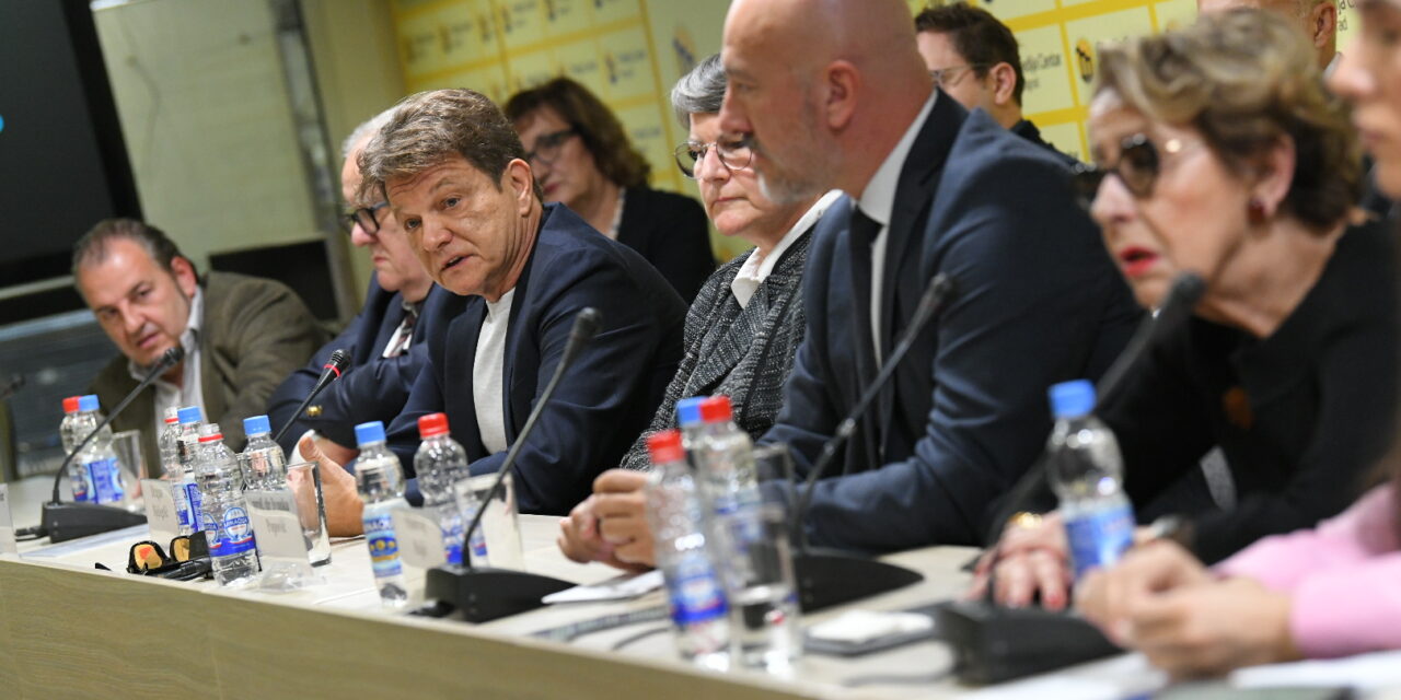 „Egy átmeneti kormány észszerű kiút lenne a válságból, cél a tisztességes választási feltételek megteremtése”