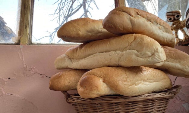 Kormányrendelet: Megdrágul a kenyér és a liszt is